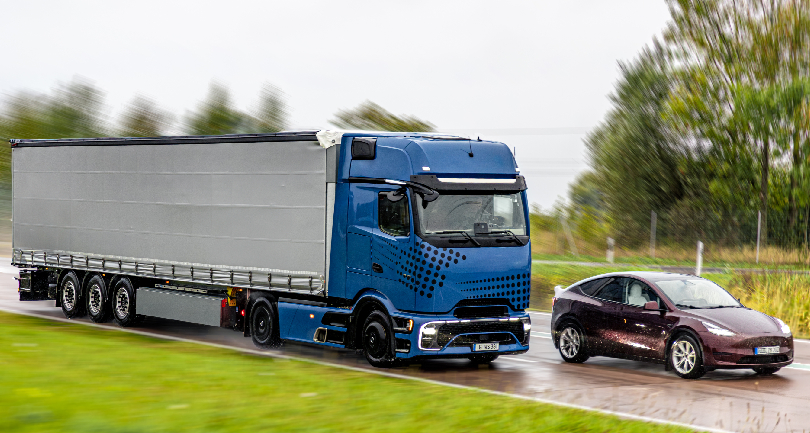 Why a car freight shipping company is essential for luxury car transport interstate